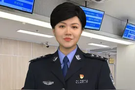 事关身份证换证，这份“攻略”请查收~ #身份证 #平安武汉dou起来 #AI警官视频封面