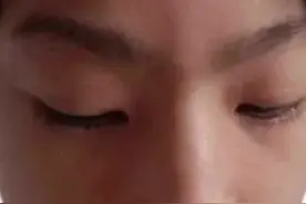 身上5顆「福祿」痣，越黑運越旺，一個生財，一個升官，皇帝命！视频封面