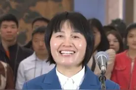 全国人大代表谭新萍亮相“代表通道”，讲述茅店村从“小山村”到“网红村”的故事。 #2025全国两会  #2025同心赣向前冲  #Z世代记者跑两会  #江西代表团 #萍乡视频封面