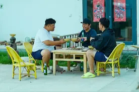 日啖荔枝三百颗，兄弟心眼三百多！好一个爱马仕荔枝，我悟了…… #我的乡村生活 #兄弟 #荔枝 #鸡翅 #心机