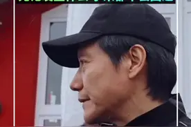 雷军深夜发声：你们说的每一句话，我们都听见了、记下了，无论发生什么，小米都不会回避视频封面
