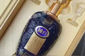 1月23日（发布），贵州。经销商称百年茗荟是开发（贴牌）酒，不清楚是否在国台酒厂灌装，“在外地卖 顾客不知道 ”#媒体精选计划视频封面