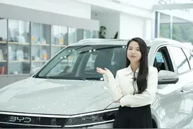 比摩托车还省油的SUV你敢信？ #dou是好车 #抖音汽车 #每天推荐好车 #比亚迪海狮05DMi #性价比高的国产车推荐视频封面
