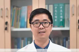 眼干眼痒看不清，杯中常泡两味药，养肝明目#肝血不足 #眼干 #中医 #硬核健康科普行动视频封面