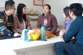 老人一定要一碗水端平 不要让偏心寒了孝子的心##家家有本难念的经视频封面