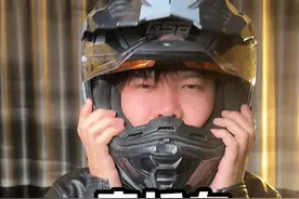 当你的摩托车停在车位上 #摩托车 #抢车位