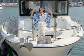 进口钓鱼艇比国产贵6倍？ Merry Fisher 895 Sport #法国游艇 #亚诺游艇 #Jeanneau游艇 #Prestige游艇 #钓鱼艇视频封面