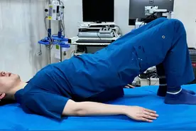 四个动作缓解腰部酸胀 #练起来 #上班族 #腰酸背痛 #医生建议