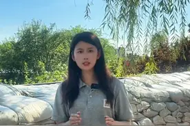 密云水库泄洪，武警官兵连夜筑起1.6公里“生命堤坝”。