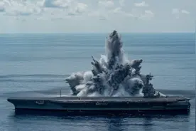 航母爆炸冲击试验视频封面