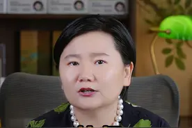 教师编制改为聘用制，不合格就解雇，教师铁饭碗没了视频封面