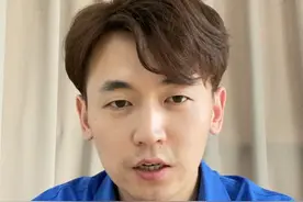 月入八万，我们为啥生气？视频封面