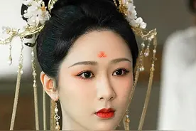 颜淡杀了唐周 再剜下半颗心救他 结果自己没了性命 #杨紫 #成毅视频封面