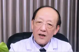 一颗小结石卡住输尿管 男子半夜腰痛到浑身冒汗 #肾结石#结石 #张选志说肾结石 @抖音短视频视频封面