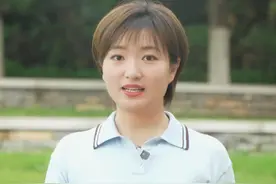 短剧的收割还没消停，网络直播又盯上了老年人的钱袋子， 甚至有“榜一大爷”刷光50万养老金打赏主播！老年人的“网瘾”问题不容忽视！#华龙网洋洋侃侃视频封面