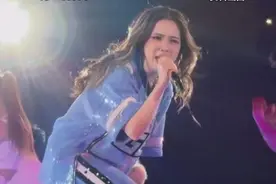 亚洲第一！全球女歌手第四！ 邓紫棋演唱会累计票房4.24亿美元，超天后麦当娜，前三均为美国歌手，分别是泰勒 粉妈 碧昂丝#邓紫棋 #泰勒 #粉妈 #碧昂丝