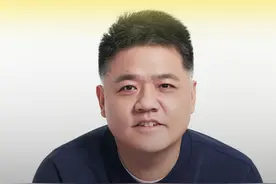 “我要从世界看中国，再从中国看世界”。93岁历史学家许倬云先生的“托付之作”，非常值得一读。#好书推荐视频封面