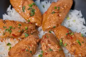 鸭老板好久没有削老表了，着实是有点嚣张啊#妈呀太香了 #农村美食 视频封面