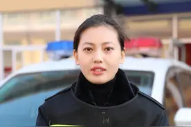 千万不要抱孩子坐车！！ #行车安全 #热点新闻事件 #高速小姐姐 @DOU+小助手视频封面