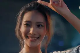 看完这个短片,你还敢随便让路人拍照吗?视频封面