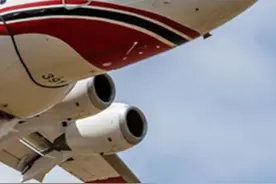 空中加油有多难？航空燃油这么贵，为什么机长还要在空中放油？ #抖音知识年终大赏 #科普 #空中加油 #涨知识视频封面