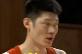 这球给到胡金秋手里，就感觉它已经进了，实在太稳了...#胡金秋太稳了#胡金秋单臂劈扣#胡金秋20分5篮板#中国男篮38分大胜蒙古男篮视频封面