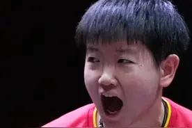 连场“中日对决”，孙颖莎单打半决赛力拼伊藤美诚 2025多哈世乒赛，女单1/4决赛，孙颖莎4比1大藤沙月（日本）（-9，8，4，11，5）孙颖莎半决赛的对手是伊藤美诚。“很久没有和伊藤美诚交手了，每次和她交手心情还是很开心。因为和她比赛很有意思，我也有在关注她的比赛，她最近的表现——从世界杯到这次世锦赛，状态和人都有很大的提高。明天我觉得会是一场非常艰苦的比赛，希望自己还是要放下位置全力以赴去拼吧。不论结果如何，希望都把自己最好的水平展现出来。”#孙颖莎 #多哈世乒赛视频封面