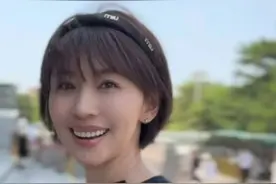 我们爱琉璃，也是爱上了那个未曾活出的自己 琉光璃彩—淄博琉璃艺术展，将于6月10日至8月9日，在中国国家博物馆的南6、南7展厅免费展出。本次展览共展出183件/套展品，其中国家博物馆自有展品（文物）16件/套，中国第一历史档案馆展品（文物）1件/套，淄博市展品166件/套。互动区还将售卖琉璃制作的文创产品，例如耳环、胸针、十二生肖、十二花神等。感兴趣的朋友可以提前通过中国国家博物馆微信小程序预约，然后进馆观看。 #淄博琉璃  #大有学问 #非遗文化#北京范儿 #古都新韵抖起来视频封面