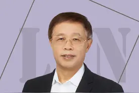 曾国藩秀才拿起枪，用了十年时间，打败了太平军的百万之师。#曾国藩 #历史 #清朝视频封面