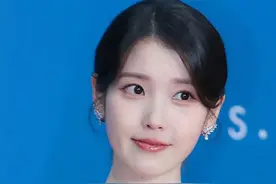 IU三次陪跑百想视后，同事全员拿奖就她颗粒无收？#百想艺术大赏 #IU #金泰梨
