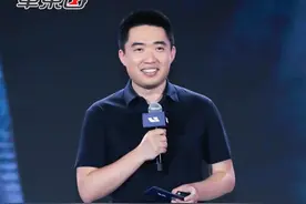 造车新势力融资最难？李想曝理想汽车两次“逆资本”抉择！ 近期，李想在参加访谈时称：理想是造车新势力里融资最难的，投资人曾说他做纯电就投资，他却选择为用户做增程式；后来增程成功，投资人因增程买股票，当他决定做5C纯电动、建充电站时，又有投资人说若做纯电就卖掉股票，但他们仍坚持做了，因为充电问题没解决。#李想 #理想汽车