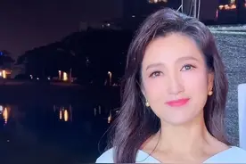 他俩的作品堪称世界戏剧界的两座高峰。一个在东方，一个在西方，各自谱写了烁古震今的巨作。#大有学问  #戏剧  #莎士比亚  #汤显祖视频封面