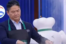 刘强东直播做家乡特色黄狗猪头肉，《舌尖上的中国》解说李立宏现场讲解