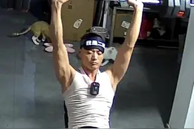 二姐闭眼捡狗狗 #神奇的闲鱼  #闲鱼省钱神券  #梦游哥