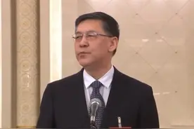 科技部部长：40岁以下青年牵头1100多个国家研发项目。视频封面