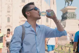 53岁依旧年轻，可持续发展的时尚才是好的！ #胡兵全球go视频封面