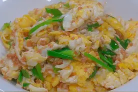 家里有老人孩子的，一定要试试这道虾酱炒鸡蛋，滑嫩鲜香又下饭。#美食 #家常菜视频封面