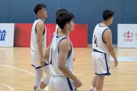打篮球身高真的不重要？那感受明德的压迫感吧！ #明德中学 #压迫感 #内容启发搜索 #湖南耐高视频封面