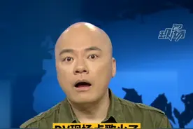 #dv短评 DV现场点歌火了，没想到你是这样的《DV现场》#大v说 #大v说热点 #dv现场居然还能点歌 #dv现场点歌环节 #邓布利多给格林德沃点歌 视频封面