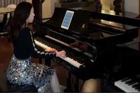 充满童趣和怀旧回忆中国作品《小小竹排》 #钢琴 #音乐 #儿童节视频封面