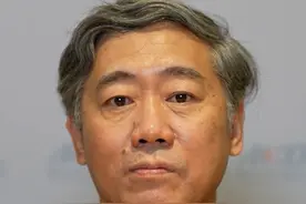 中国经济下一步怎么办？ #财经有“稻”#大咖观察视频封面