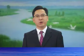 东营市组织收听收看盐碱地综合利用国际大会开幕式 陈必昌现场连线发言#东营  #盐碱地综合利用国际大会开幕式 #黄河口农品 @DOU+小助手 视频封面