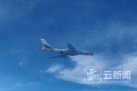 东部战区“联合利剑—2024A”演习精彩瞬间呈现之——越海突击篇。视频封面