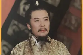 假如历史上的刘备穿越到现代，看到《三国演义》会有什么反应？视频封面