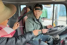 居然把教练给开吐了，太草率了！#搞笑#驾校学车#陈老斯灵魂出窍