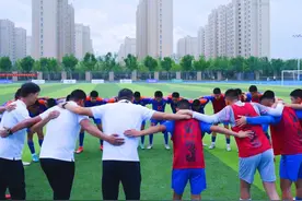 在这个炎热的暑假，我们见证了无数少年的成长与蜕变视频封面