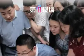 6月23日起2025年高考可以查分了 6月23日开始，2025年高考可以查分了， 多省份查分时间公布，最早6月23日开查，祝各位考生金榜题名！#高考  #高考查分  #考生  #金榜题名 @抖音短视频 @DOU+小助手