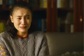 冯化成为了和自己的追求者在一起，结束了和周蓉二十多年的婚姻