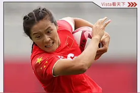 中国女子橄榄球队获得第六名，创造历史。她们全员伤病缠身，赛前全体外国教练退出，遭遇种种困难，但她们说：我们抱着必死的心去搏一线生机。#巴黎奥运会