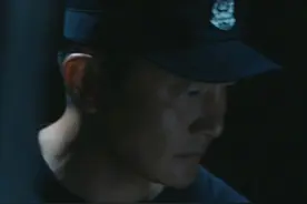 #驻站 他狂任他狂，常警官更强！电视剧《驻站》正在CCTV-1黄金档热播。